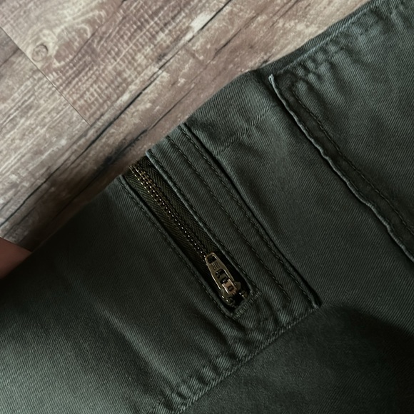 Banana Republic Green jeans, side packets in great condition - Picture 7 of 7